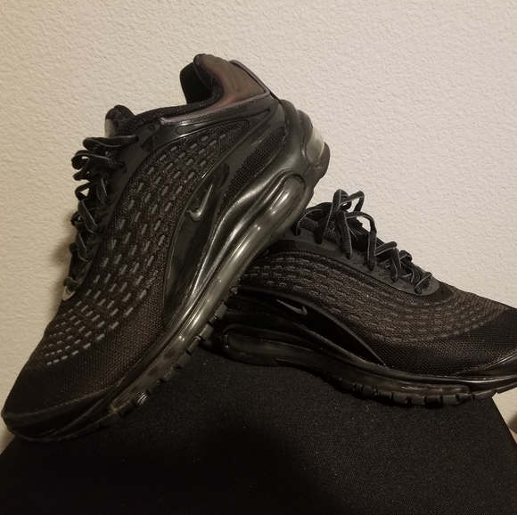 Nike Other - Black Nike Airmax Shoes
